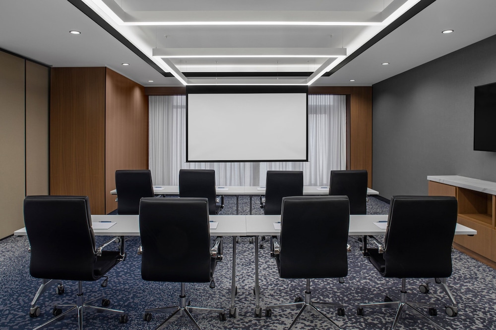Four Points by Sheraton Flushing 20/25