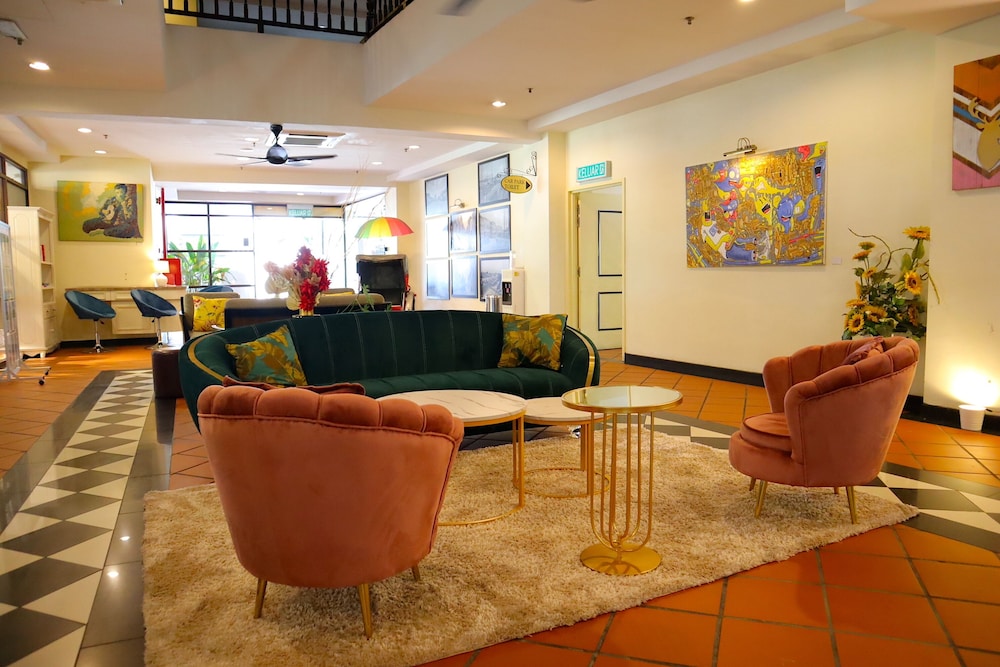 ARMENIAN STREET HERITAGE HOTEL 53/76