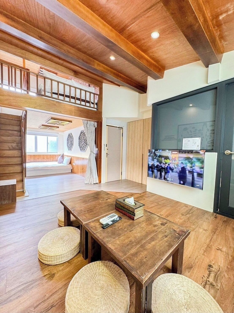 Slow Pace Tainan Hostel 24/32