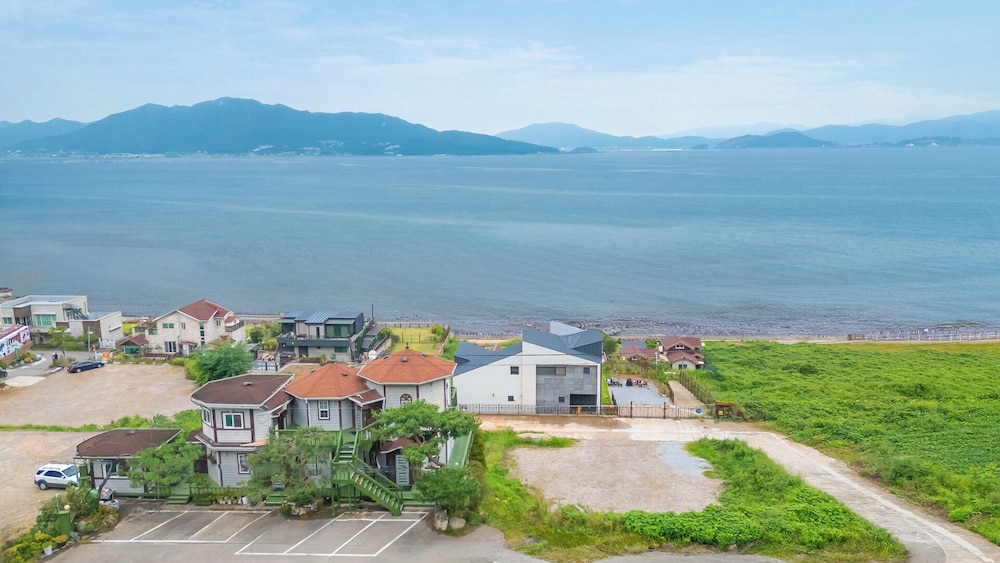 Ganghwa Bethel Pension 36/38