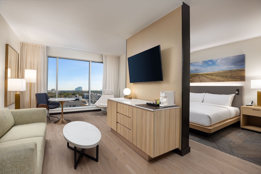 JUNIOR SUITE, DELUXE