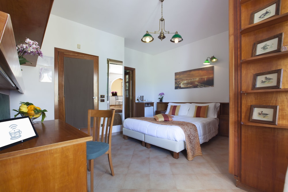 Room, Double Bed, Sea View, Balcony