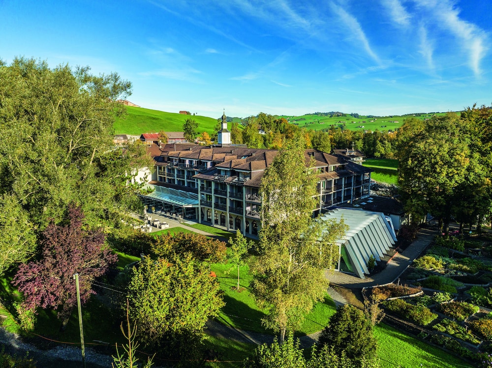 Hotel Hof Weissbad 3/50