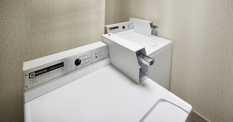 Holiday Inn Hotel Suites Oakville Bronte 36/78