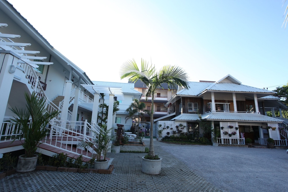 Rinlada House 12/33