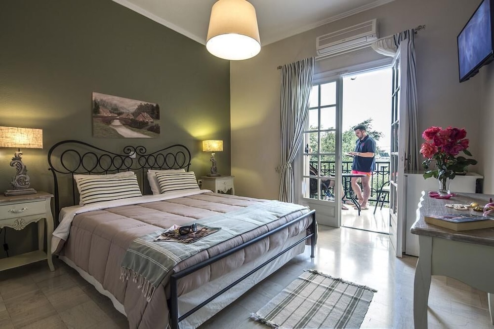 Vassilis Guest House 8/40