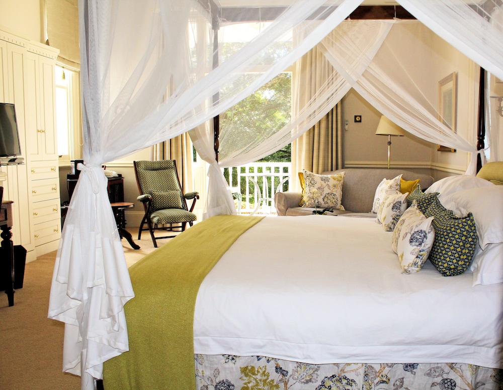 Hacklewood Hill Country House 19/70