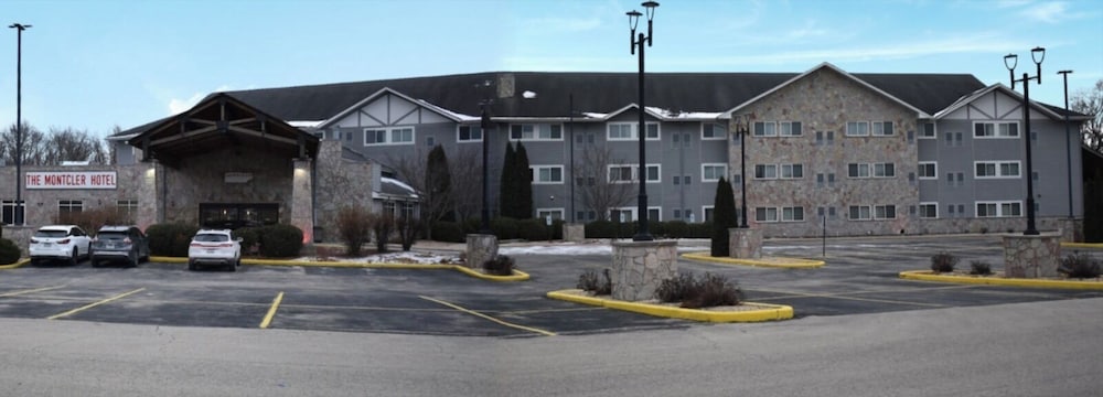 The Montcler Hotel & Conference Center 59/69