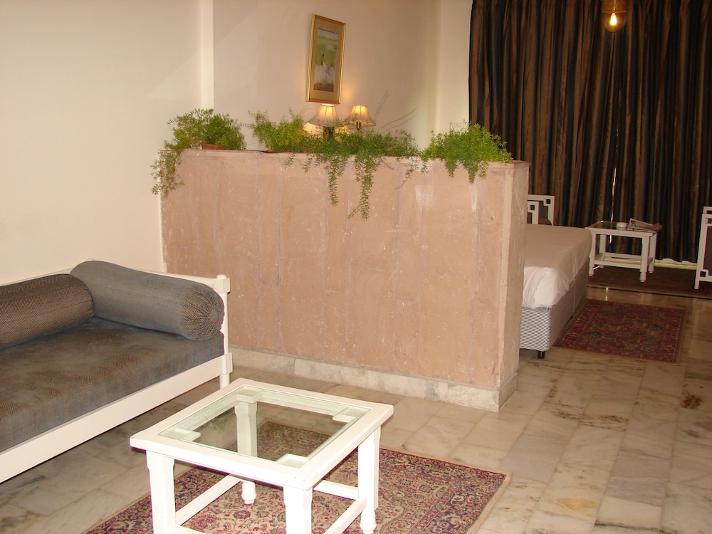 Mansingh Palace Ajmer 8/40