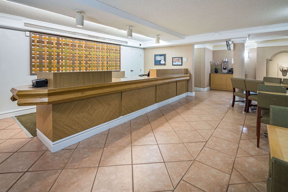 La Quinta Inn San Diego Miramar 9/37