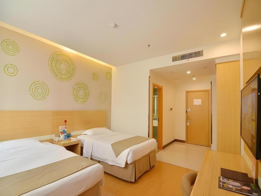 GreenTree Inn Hefei Feidong County High Speed Rail Station Wuyue Plaza Express Hotel 15/50
