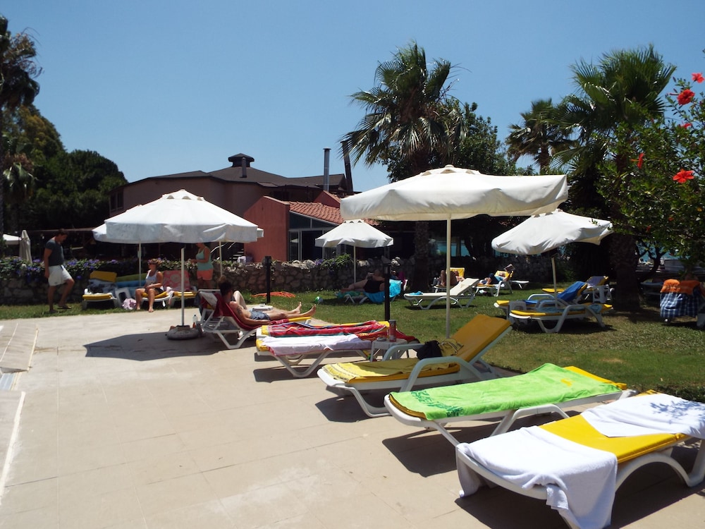 Area Hotel 13/19