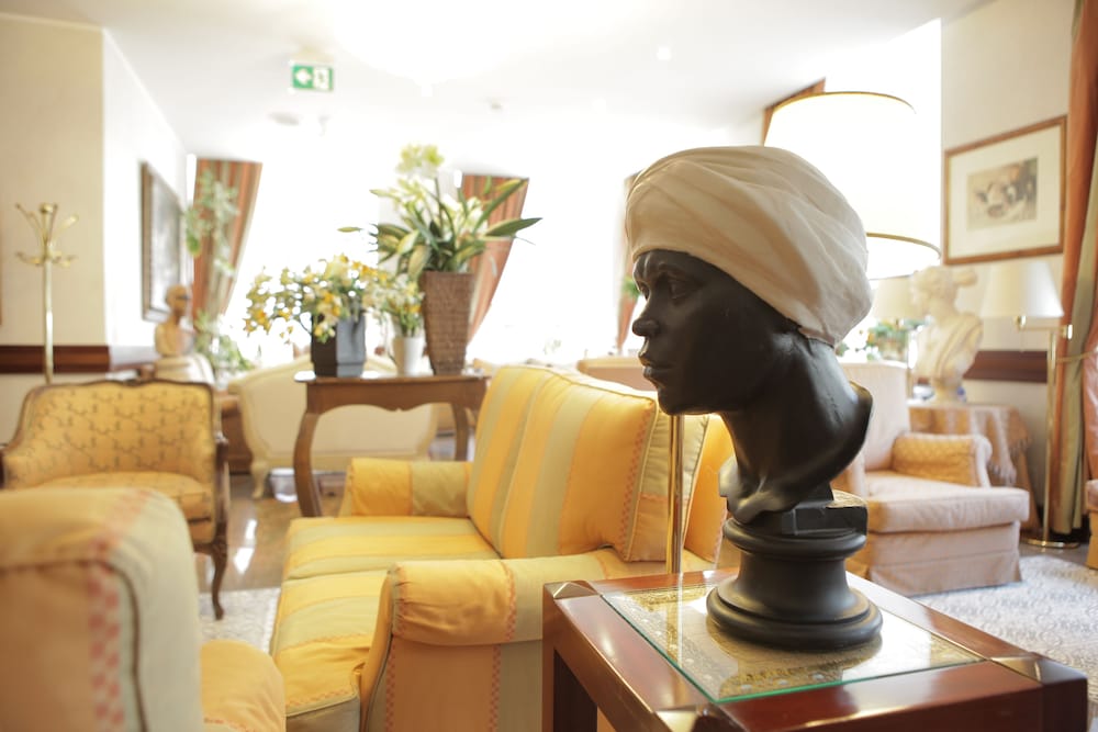 Hotel Bristol Milano 13/69