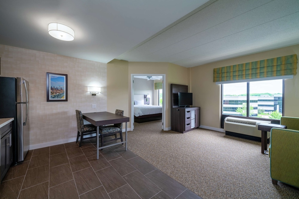 Hampton Inn And Suites Valley Forge Oaks 38/53