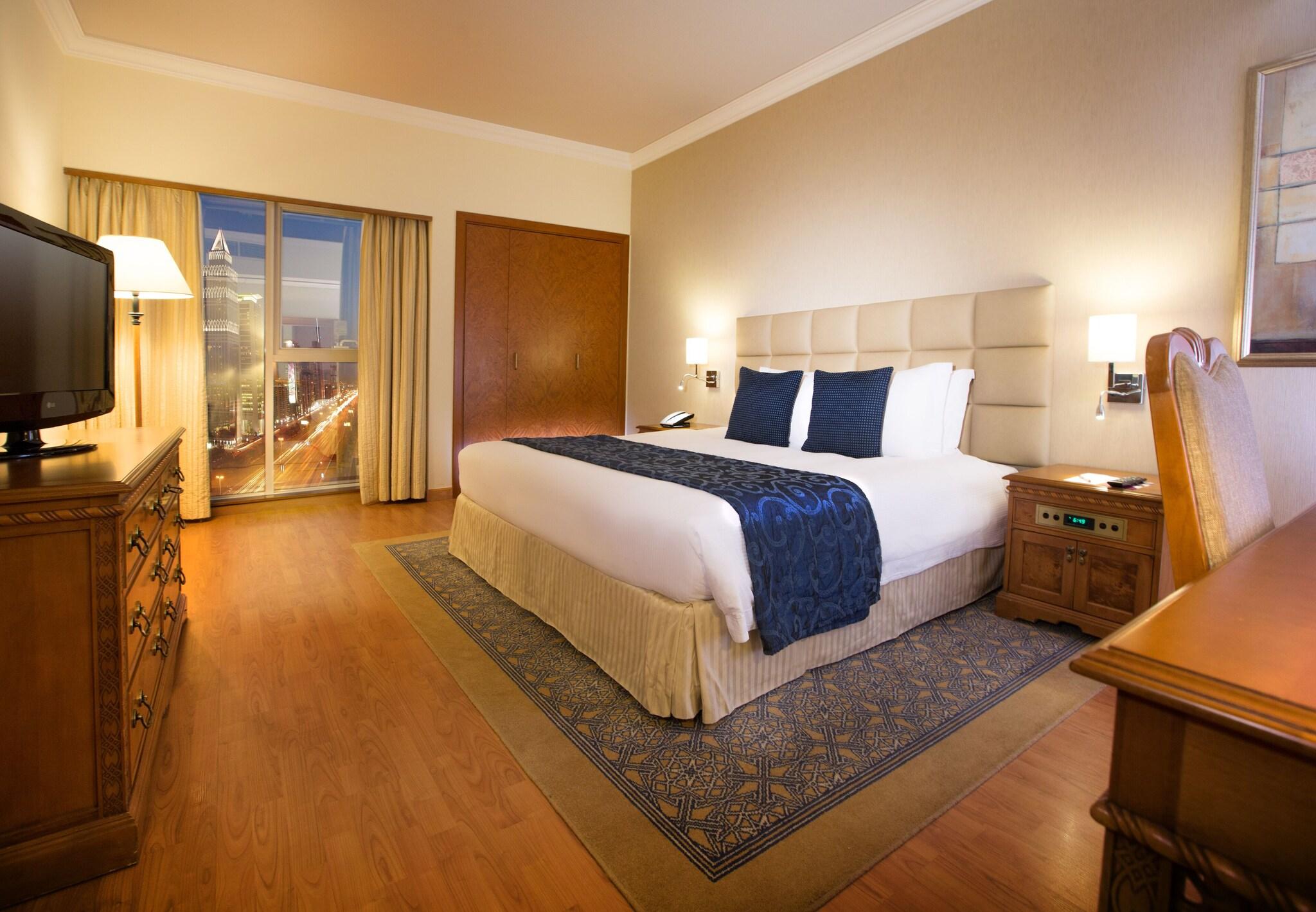 Suite, 2 King Beds