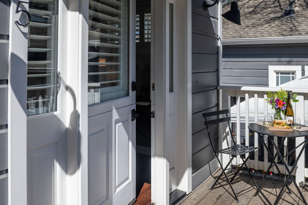 Brannan Cottage Inn 14/56