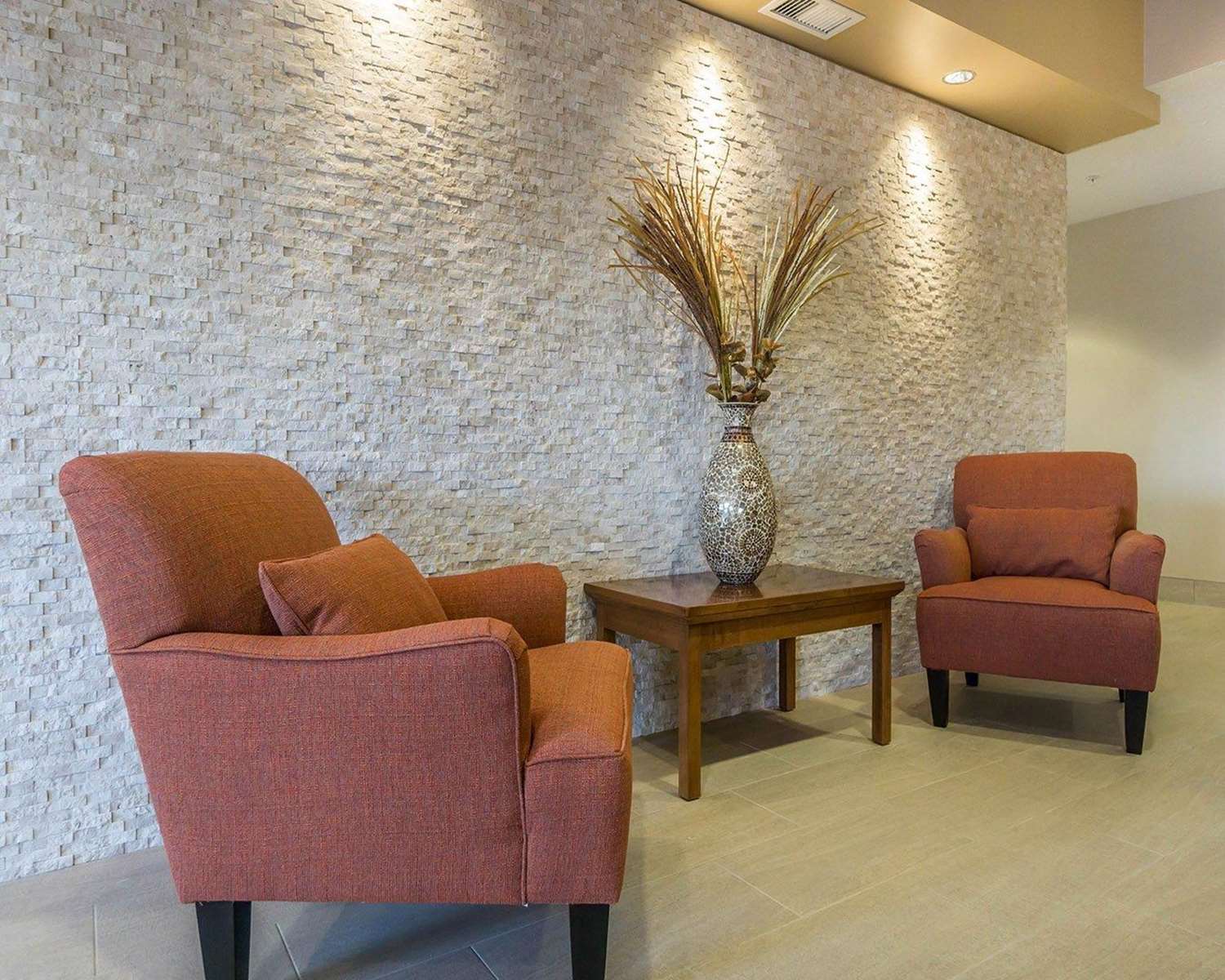 Comfort Inn & Suites Edmonton International Airport 19/28
