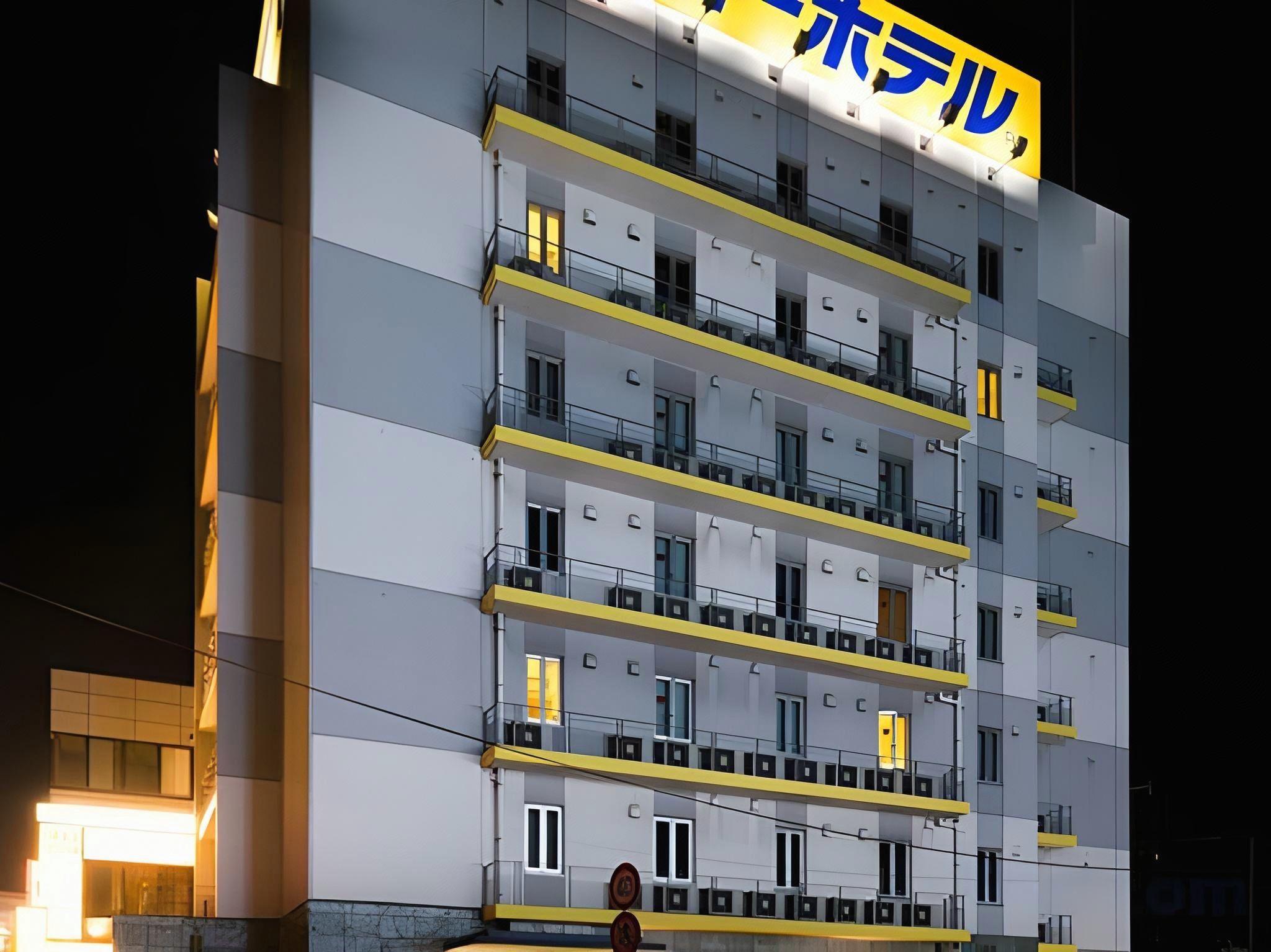 Super Hotel Satsumasendai 7/24