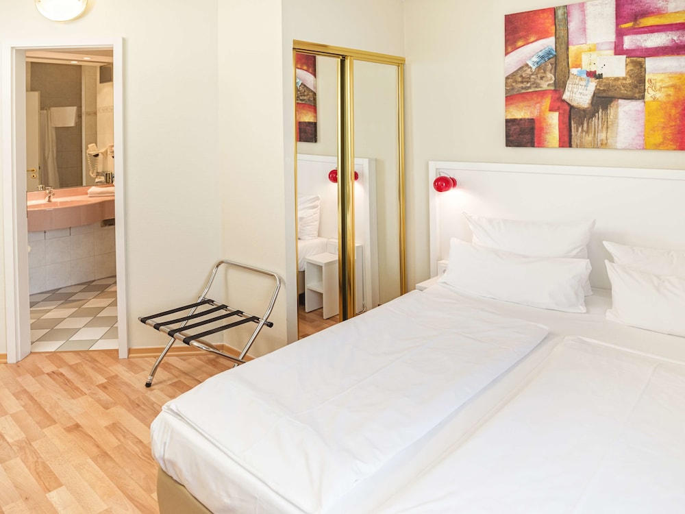 Am Schloss Kopenick By Golden Tulip Ex Best Western Hotel Am Schloss Koepenick 10/77