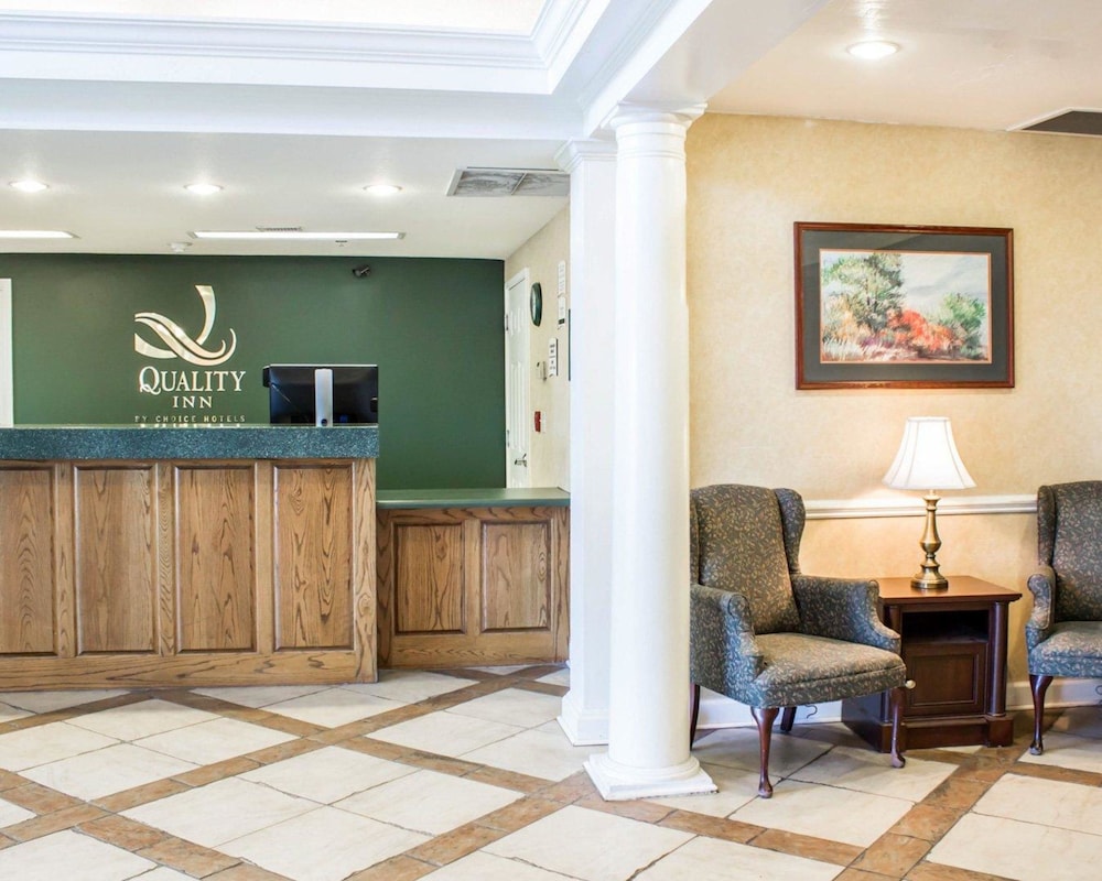 Quality Inn Goldsboro 6/36