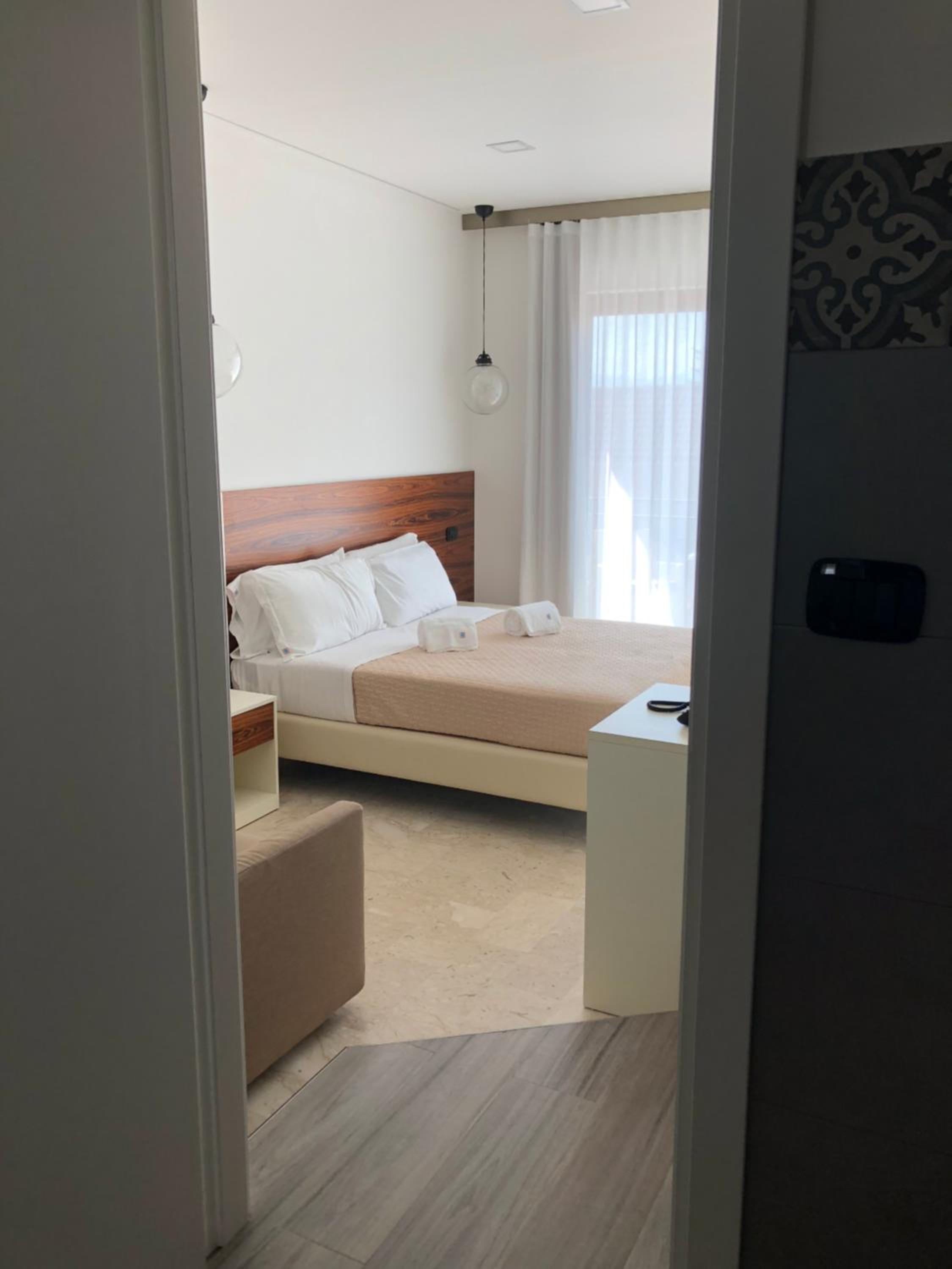 غرفة قياسية بسرير مزدوج أو سريرين منفصلين بشرفة، Milazzo INN 7/10