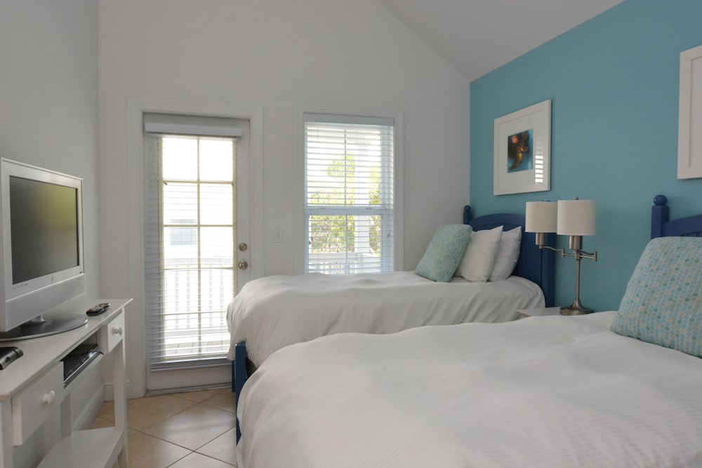 Coral Lagoon Resort Villas &amp; Marina by Keys Caribbean 15/50
