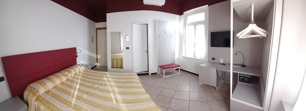 Hotel delle Rose 46/72
