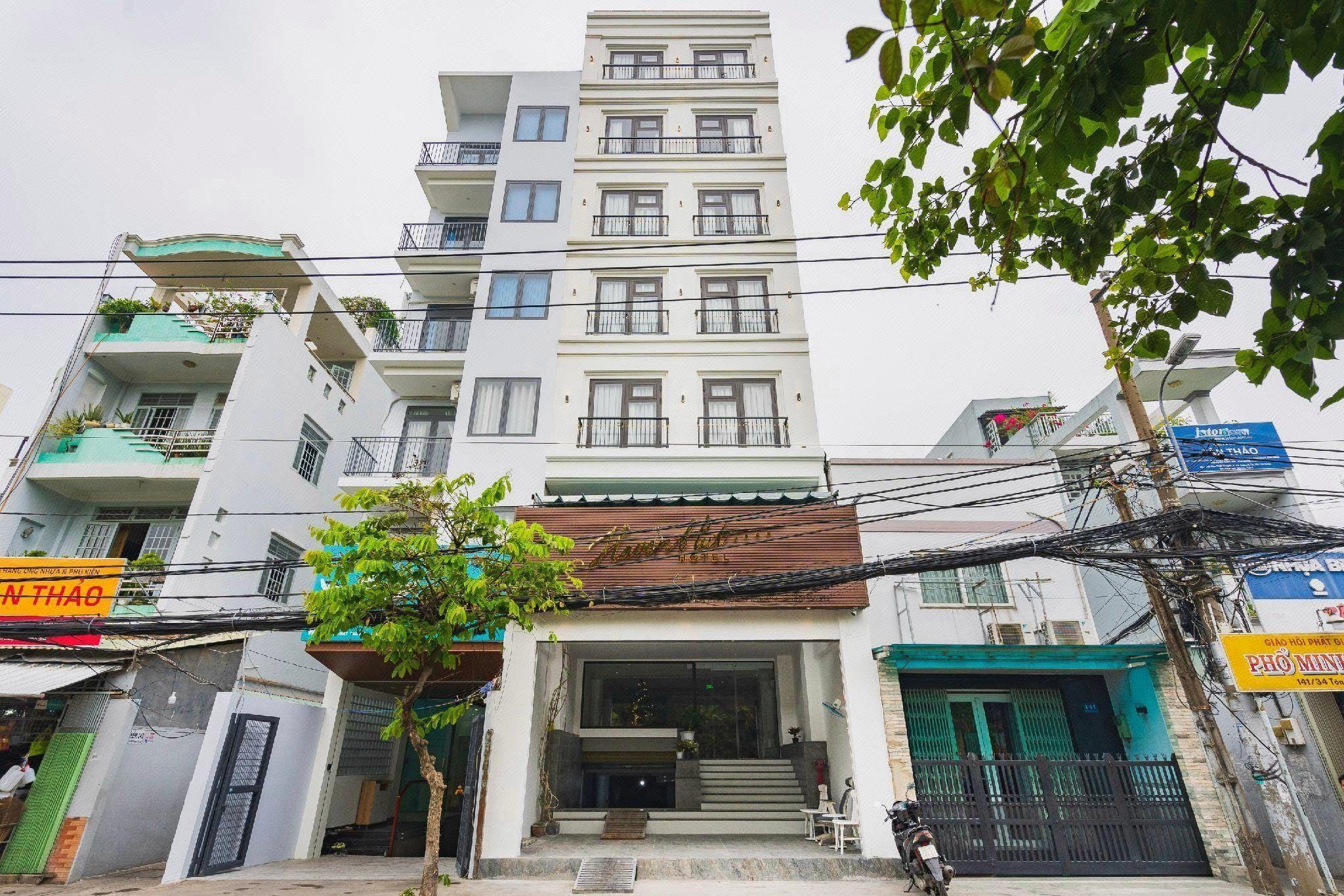 Haven Hut Hotel 8/50