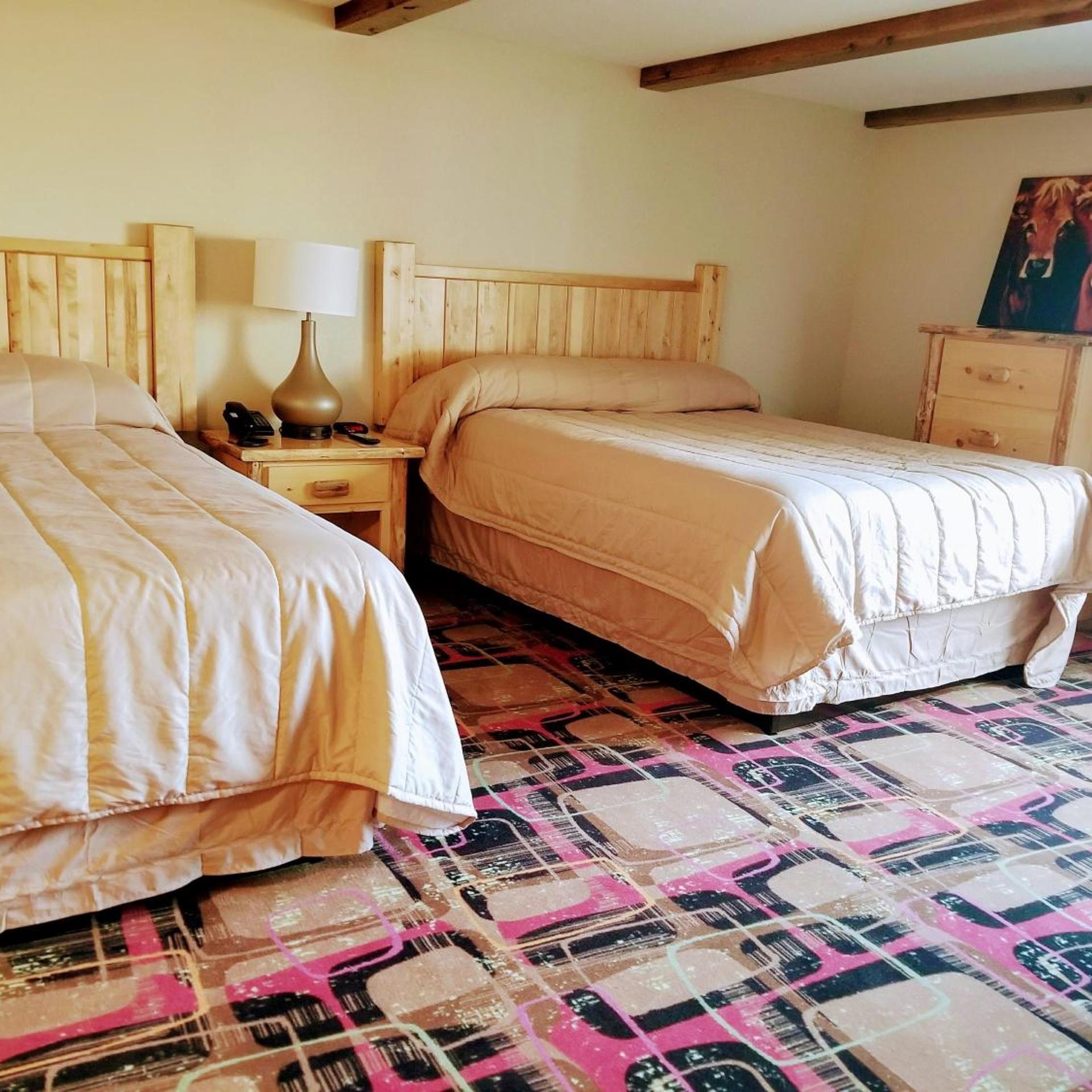 Round Barn Lodge 14/50
