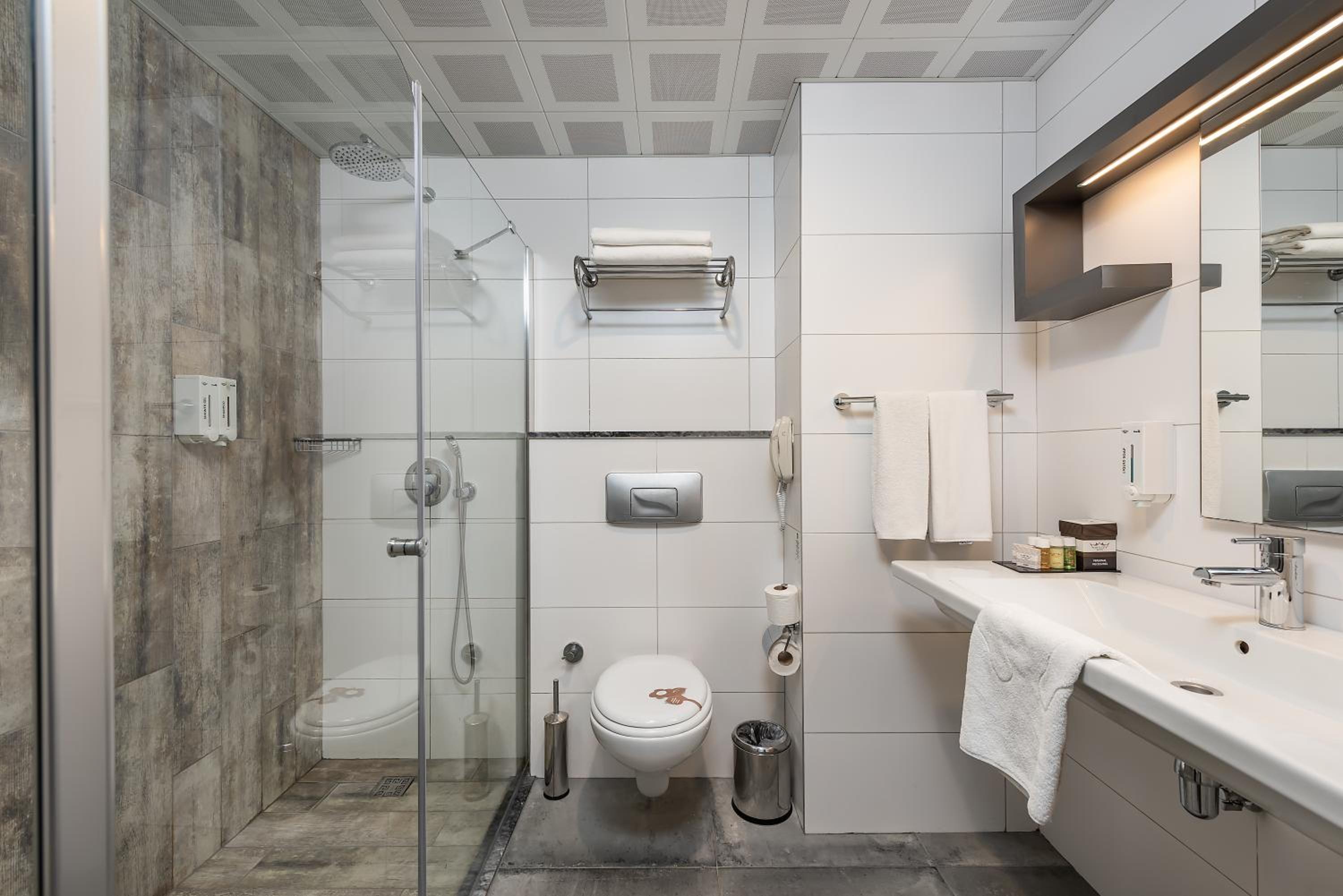 White City Beach - Adults Only +16
