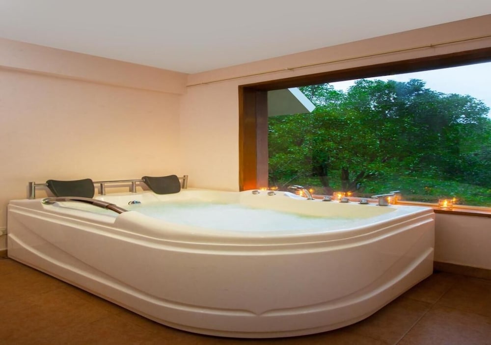 Oxygen Resorts Thekkady 9/50