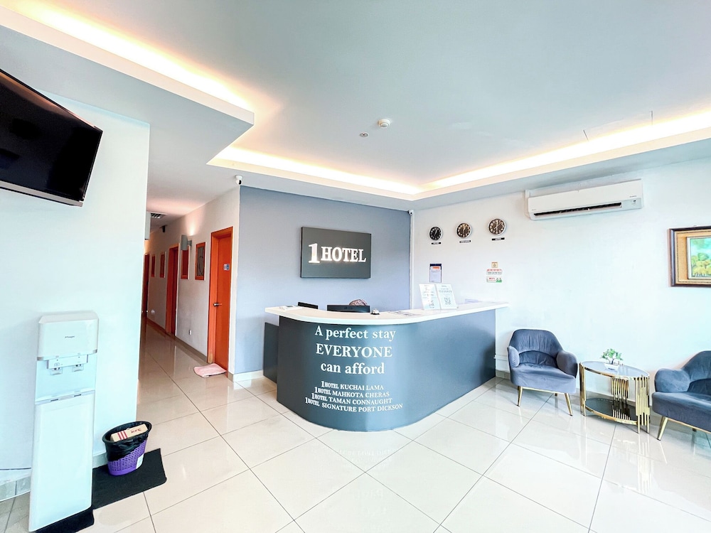 1 Hotel Mahkota Cheras 11/61