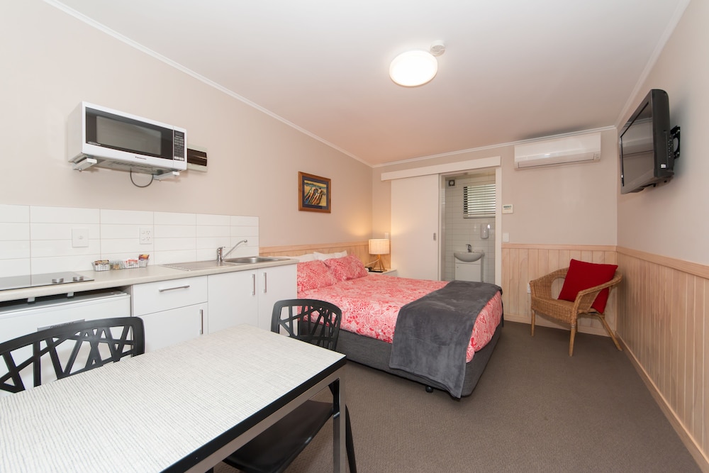 Tasman Holiday Parks - Christchurch 22/36