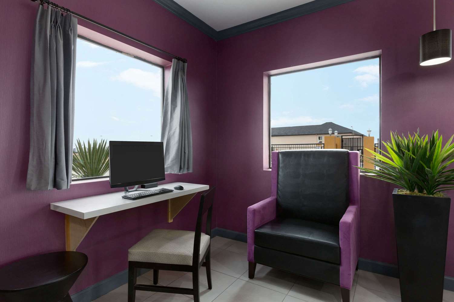 Days Inn by Wyndham Odessa 22/31