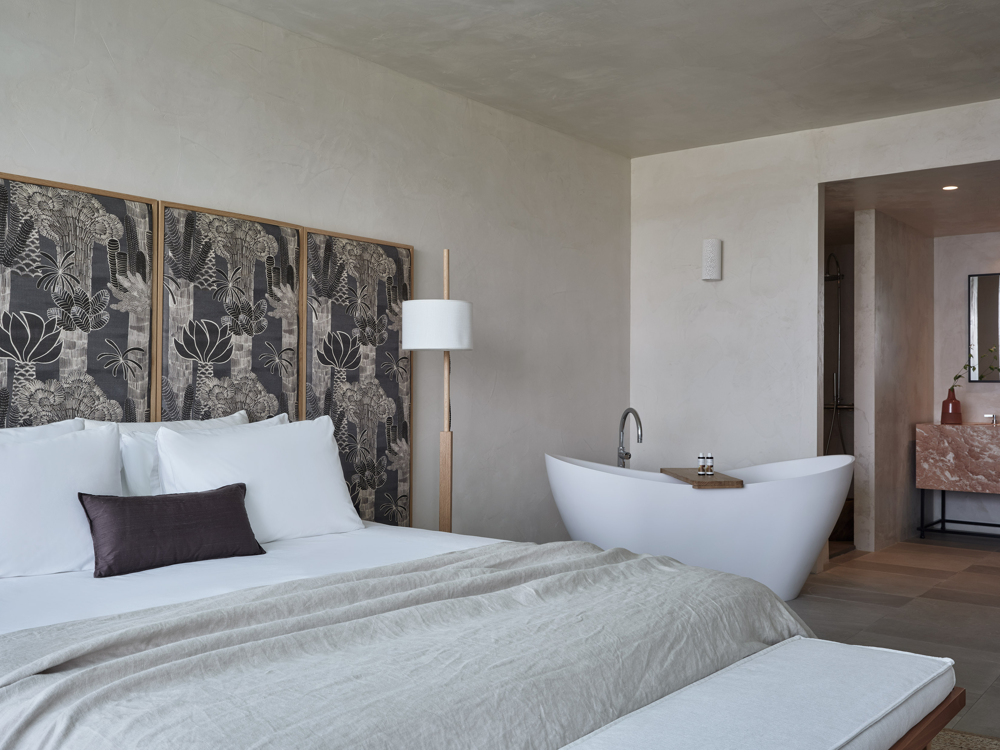 DELUXE, SUITE, BUNGALOW, SIDE SEA VIEW