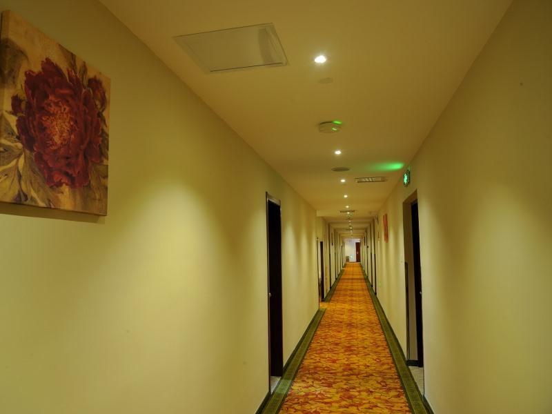 GreenTree Inn Suzhou Industrial Park Qingjian Lake Express Hotel 16/18