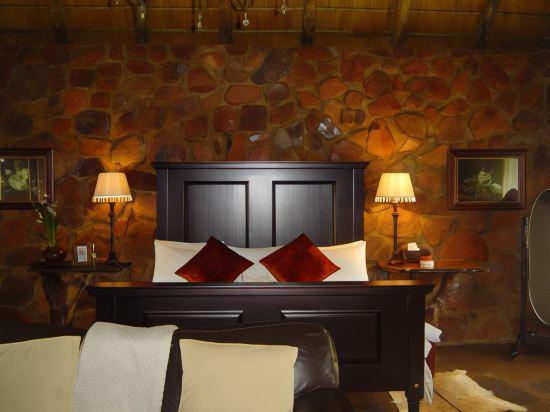 Suite, King Bed