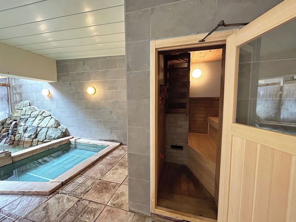 Itoen Hotel Hakone Yumoto 12/27