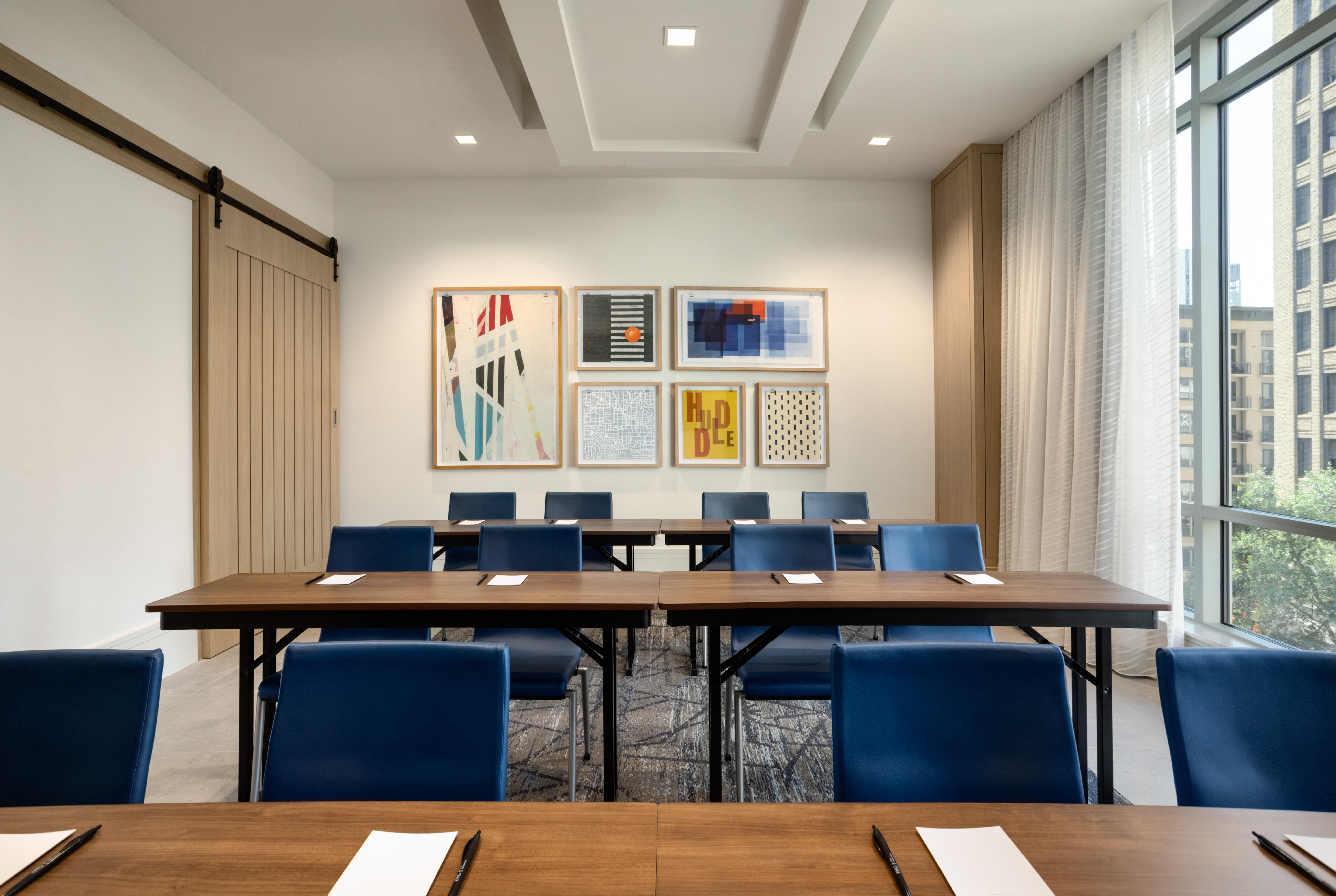 Staybridge Suites Houston Downtown by IHG 46/50