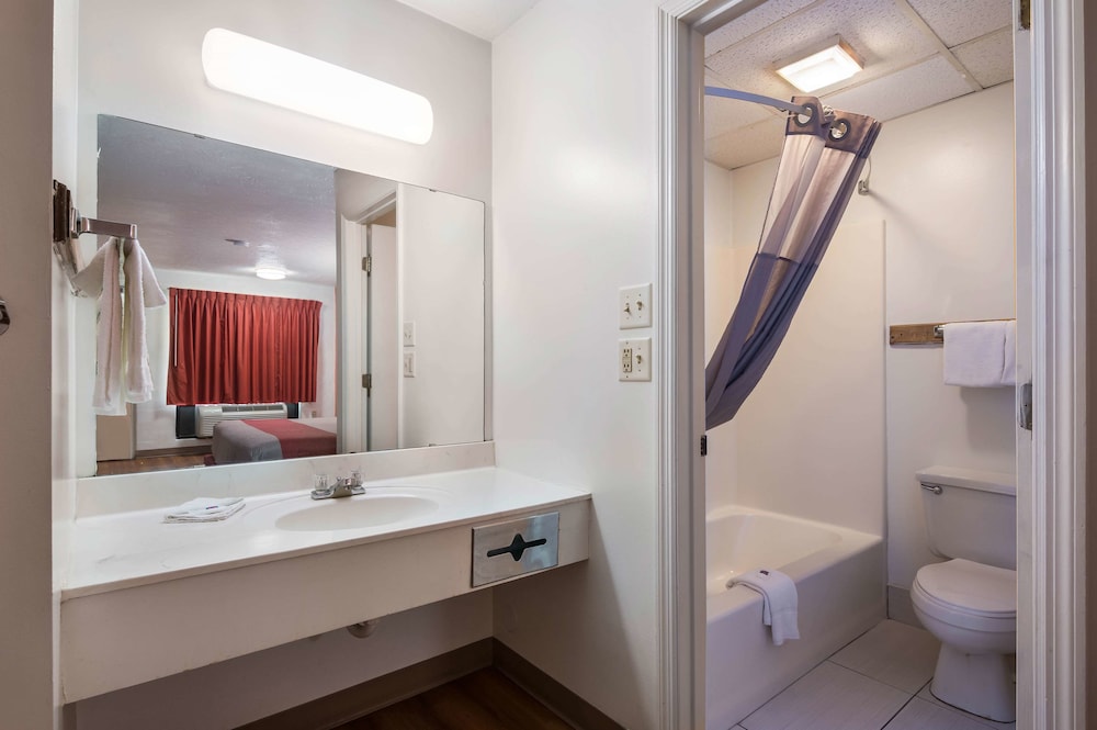 Motel6 Attalla AL 58/63