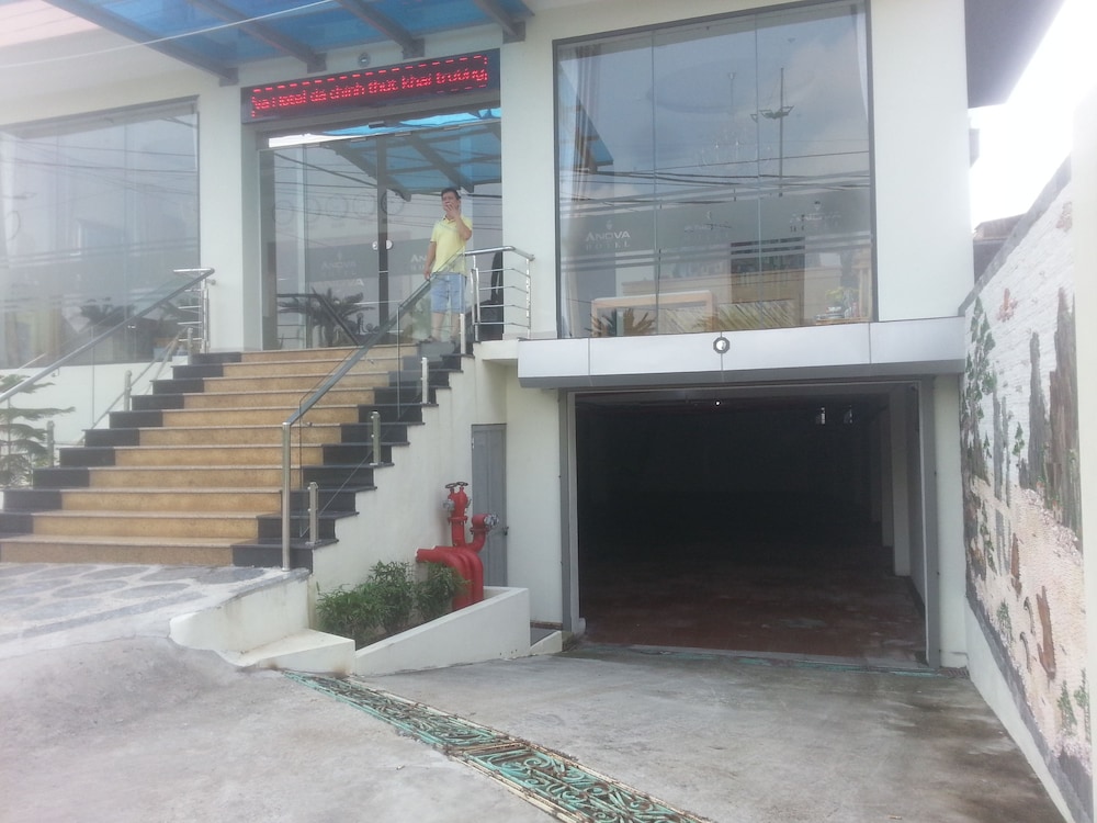Avs Noibai Hotel 38/43
