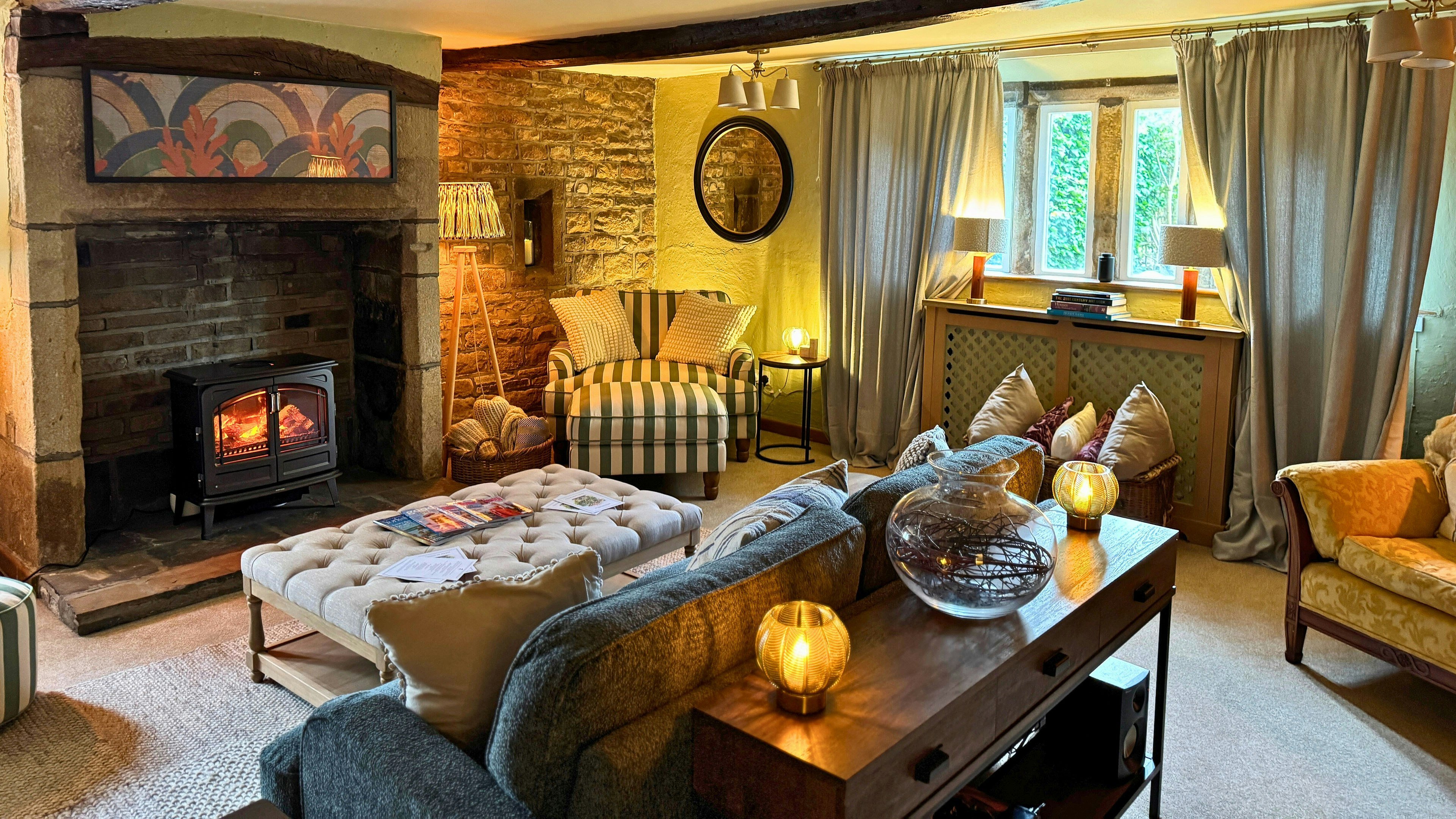 Holdsworth House 11/38