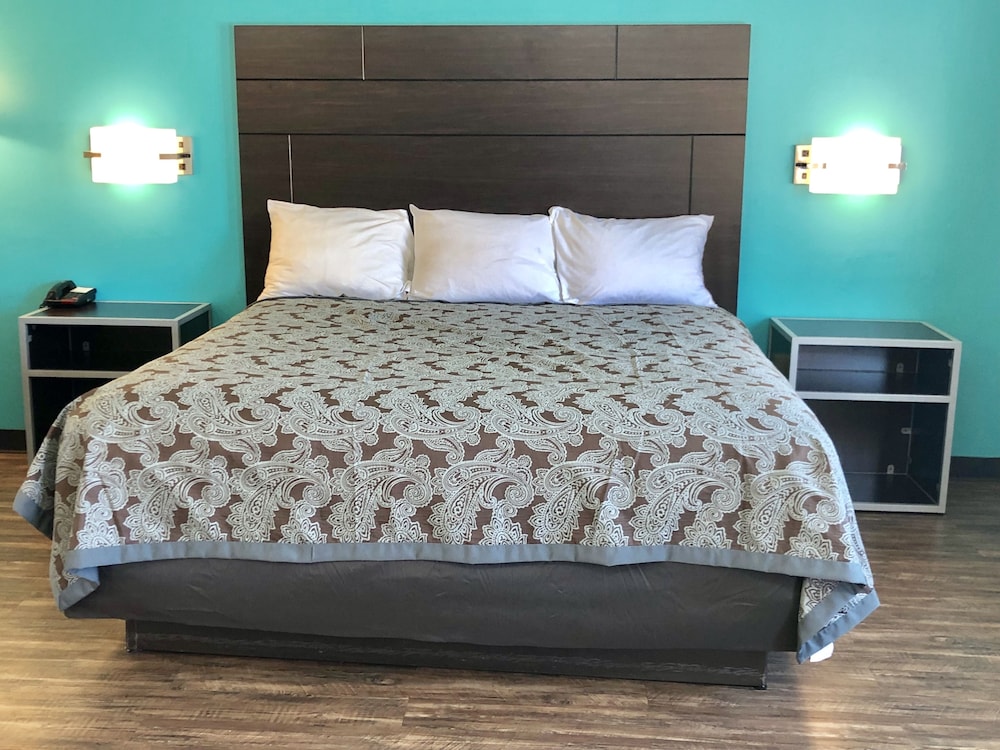 Euro Inn and Suites Slidell 5/17