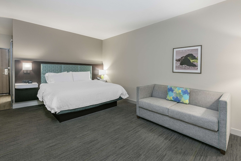 Hampton Inn Suites Portland Corpus Christi 16/45