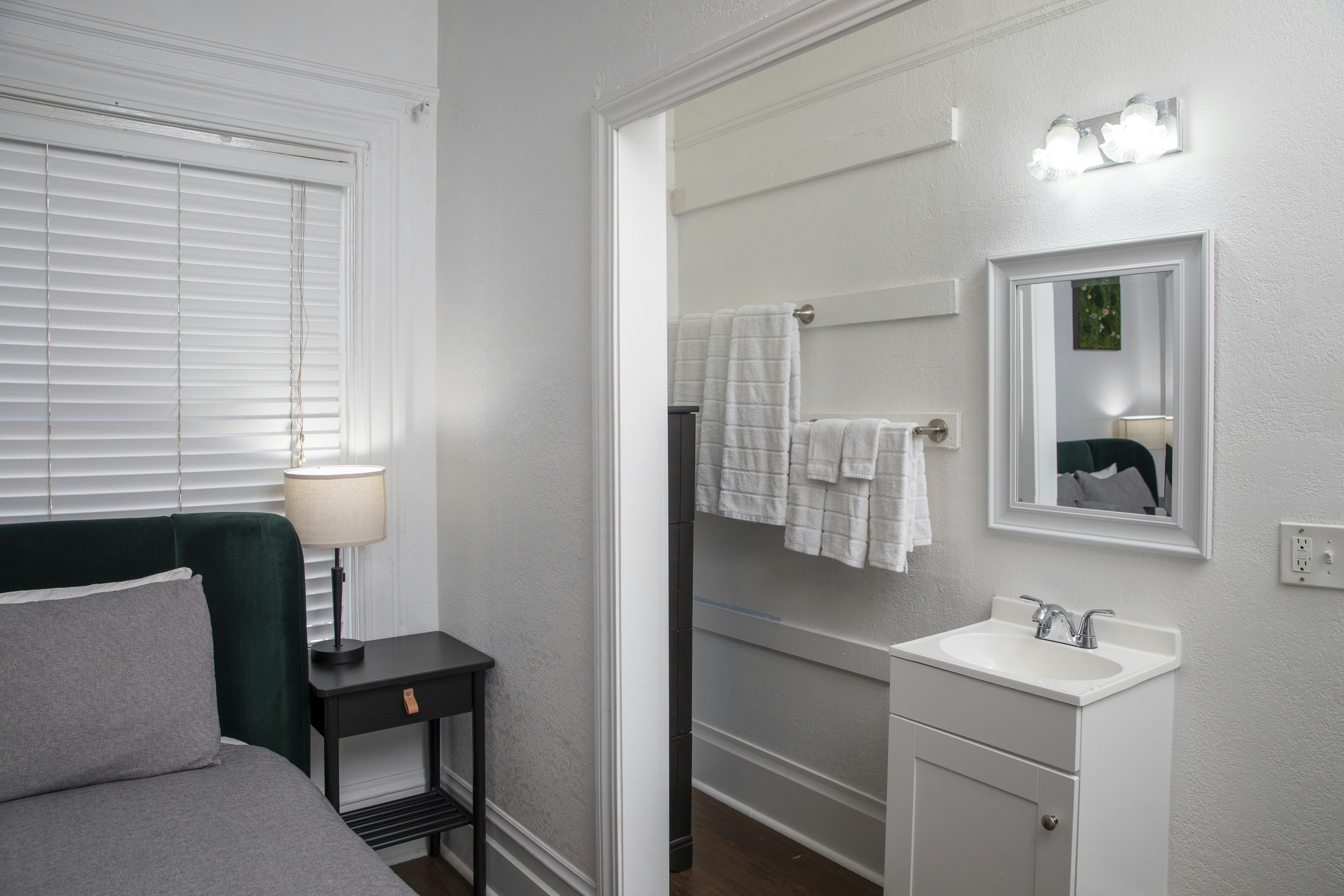 Hayes Valley Inn 57/71
