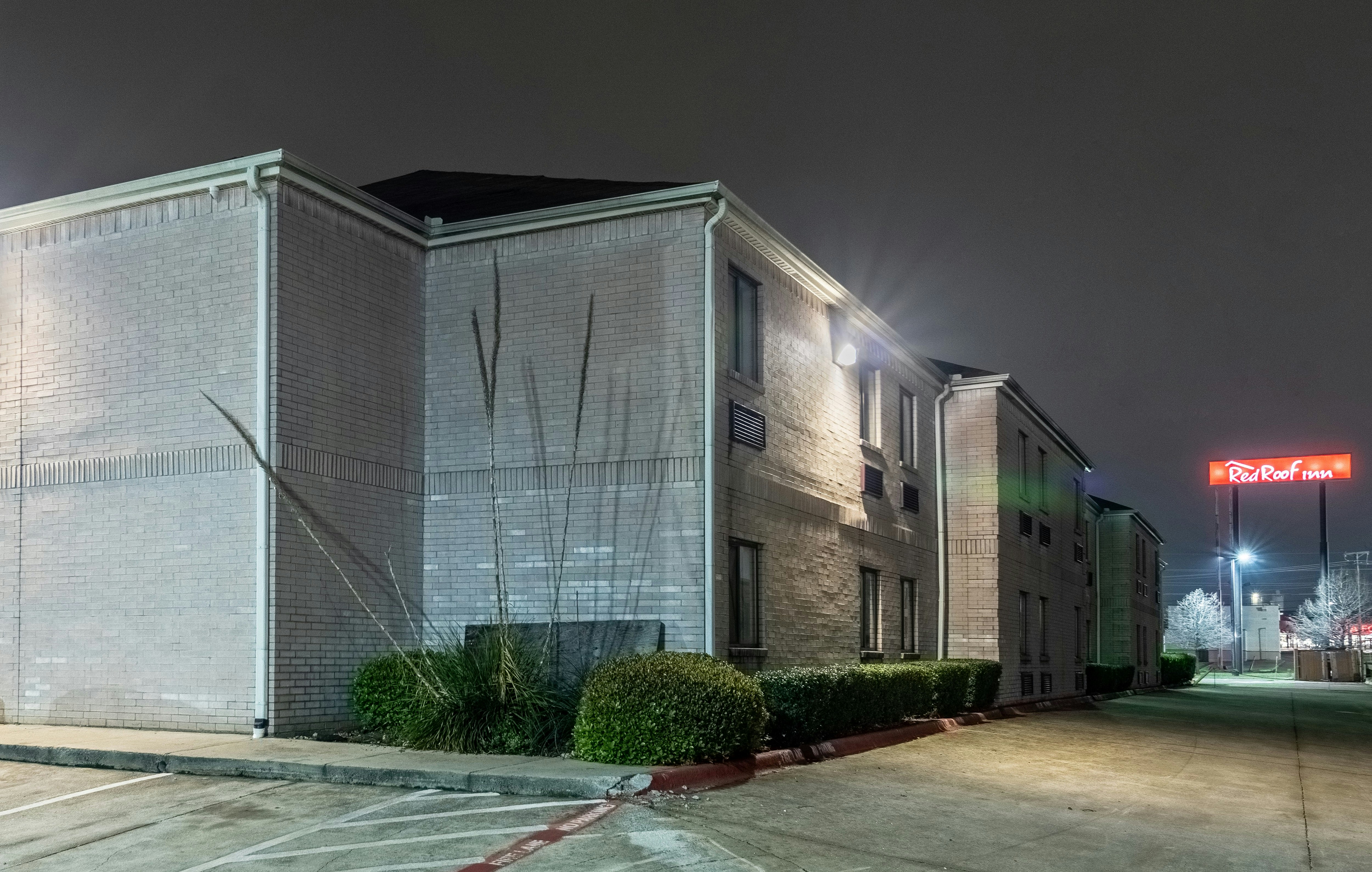 Red Roof Inn Fort Worth - Saginaw 33/33