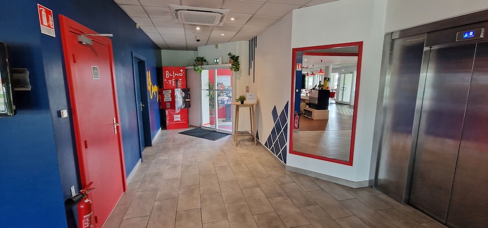 lobby