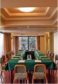 The Park Hotel Piraeus 26/28