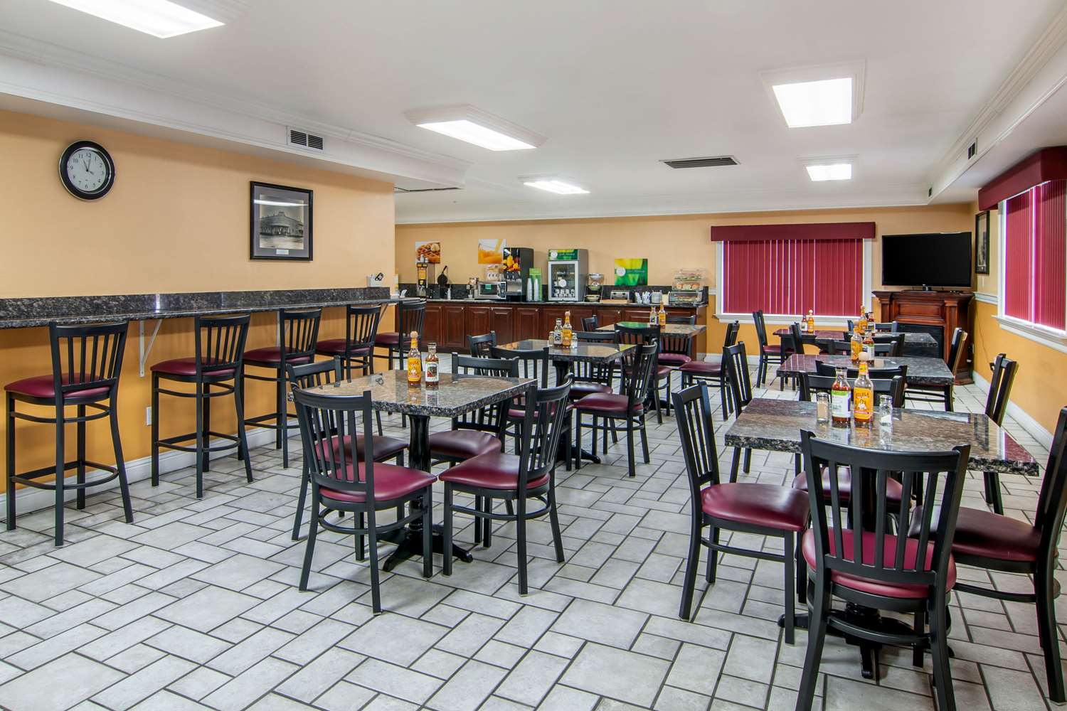 Quality Inn Central Roseburg 27/30