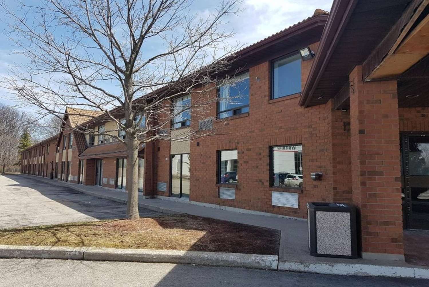Travelodge By Wyndham Welland 14/16